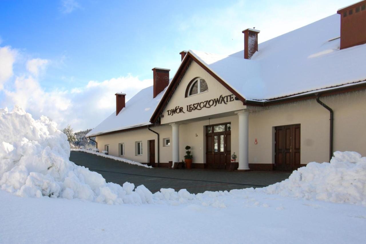 Dwor I Dworek Leszczowate Wellness & Spa Ustrzyki Dolne Exterior foto