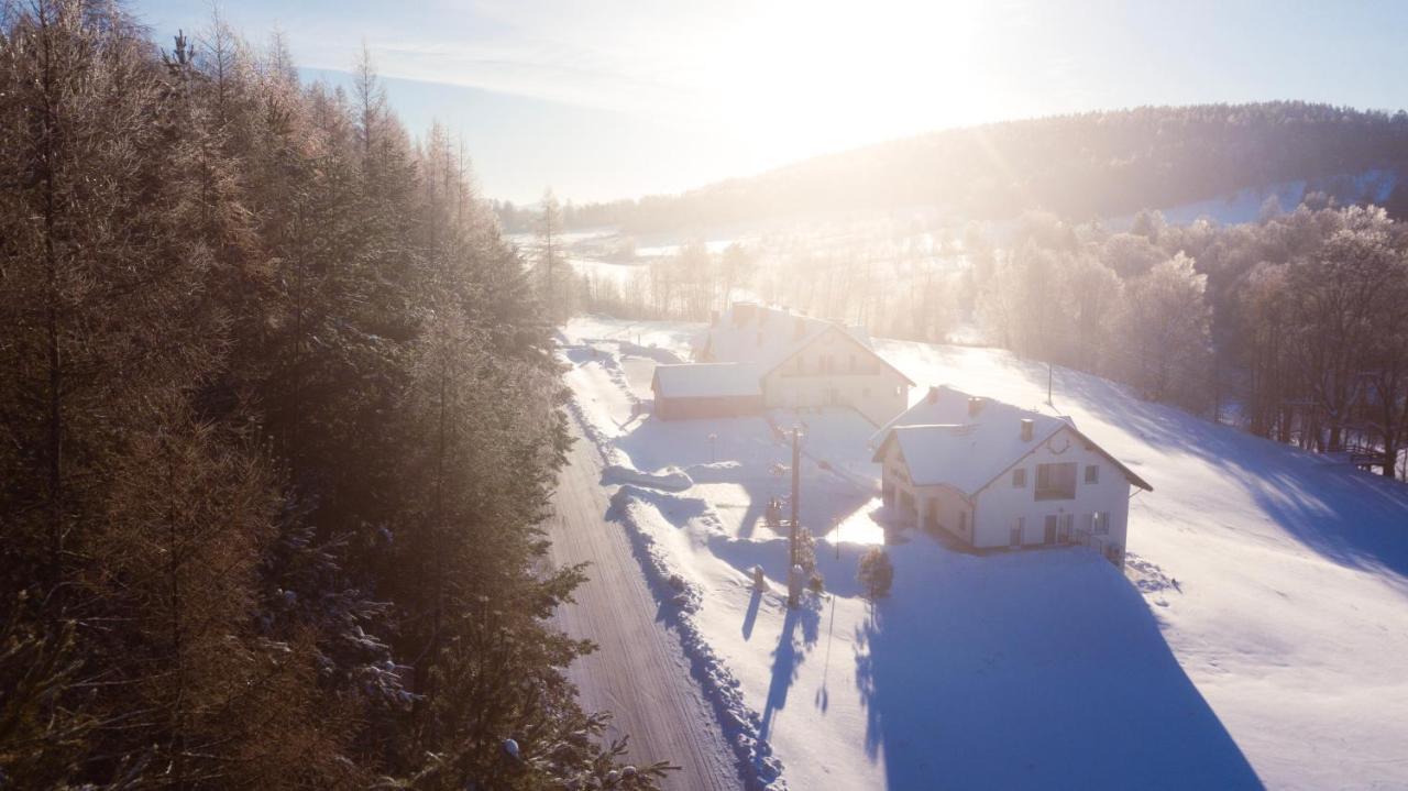 Dwor I Dworek Leszczowate Wellness & Spa Ustrzyki Dolne Exterior foto